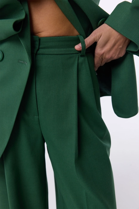 Relaxed wool pants