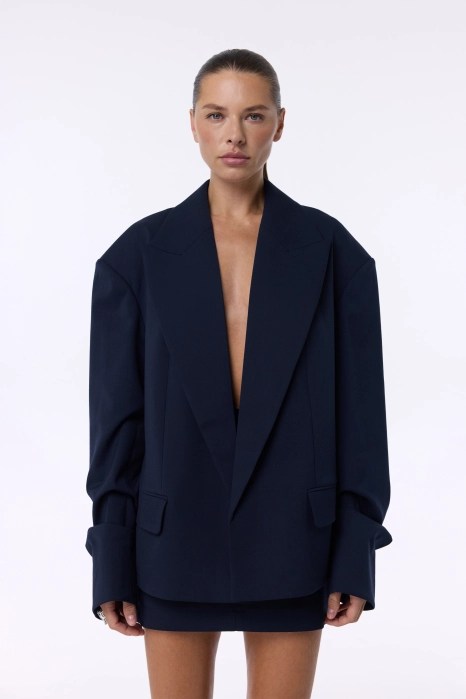 Oversized wool blazer with gathering on the sleeve