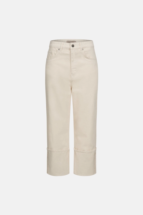 Boyish jeans