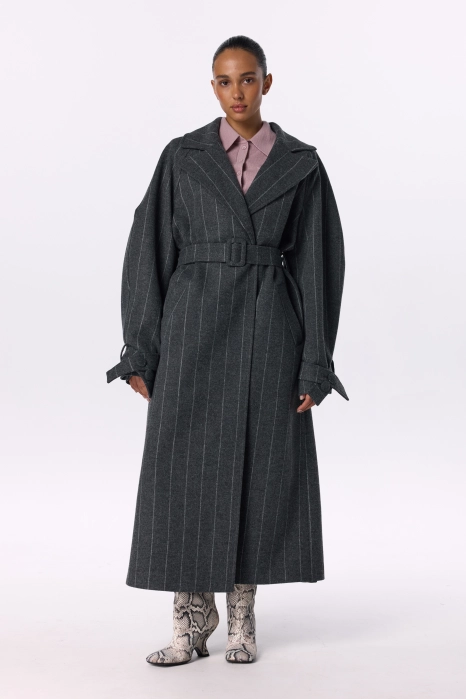 Maxi coat with dropped sleeves