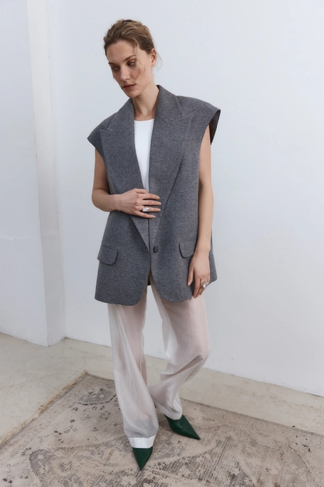 Пальто-жакет Lavish vest Пальто-жакет Lavish vest
