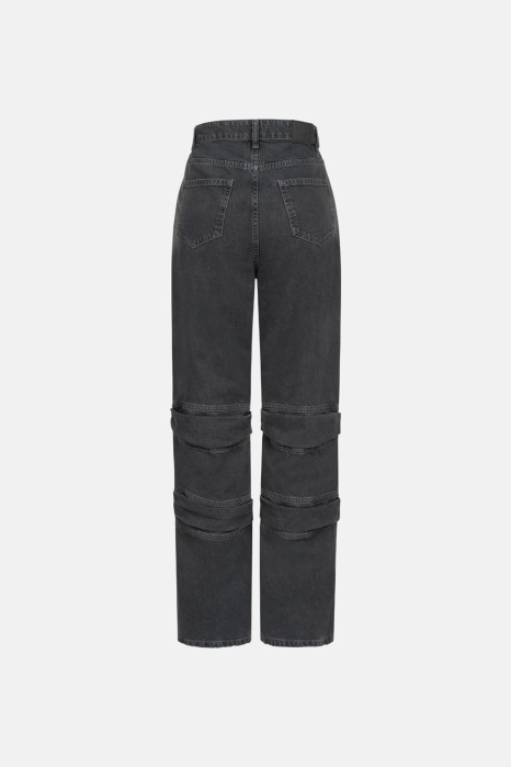  Bulky jeans