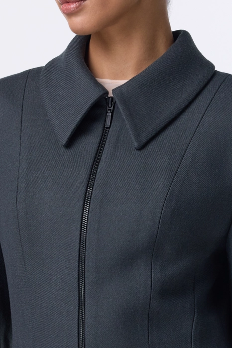 Snatched coat-jacket