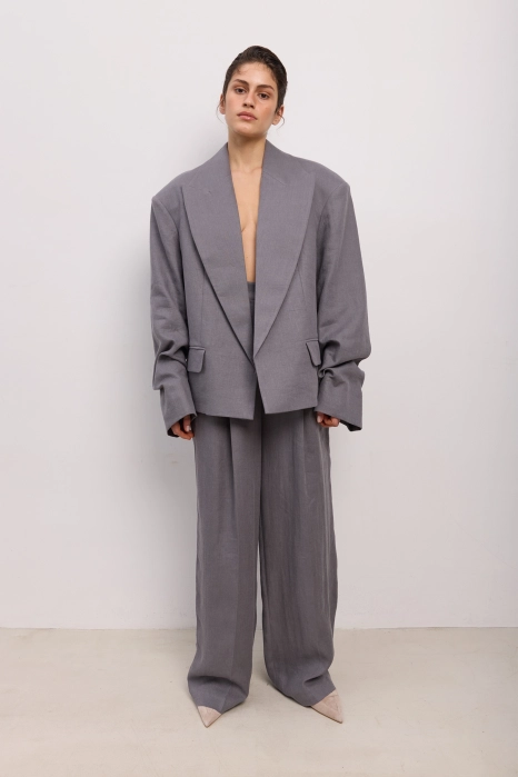 Relaxed linen trousers