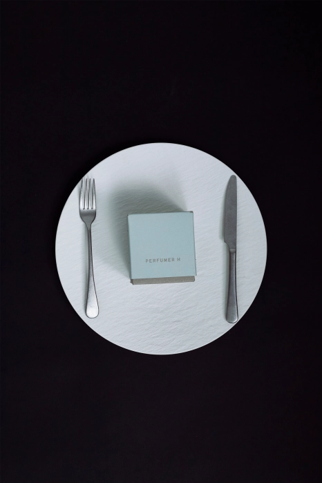Candle Perfumer H Salt
